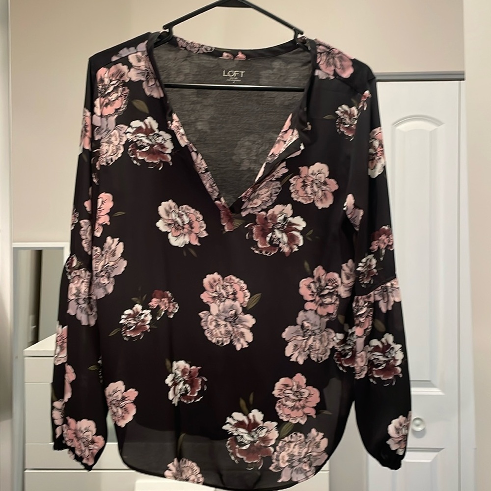 Black floral blouse, Loft Outlet, Small, good condition
